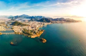 Đô thị đảo Nam Nha Trang nhìn từ trên cao với hệ mặt nước bao quanh