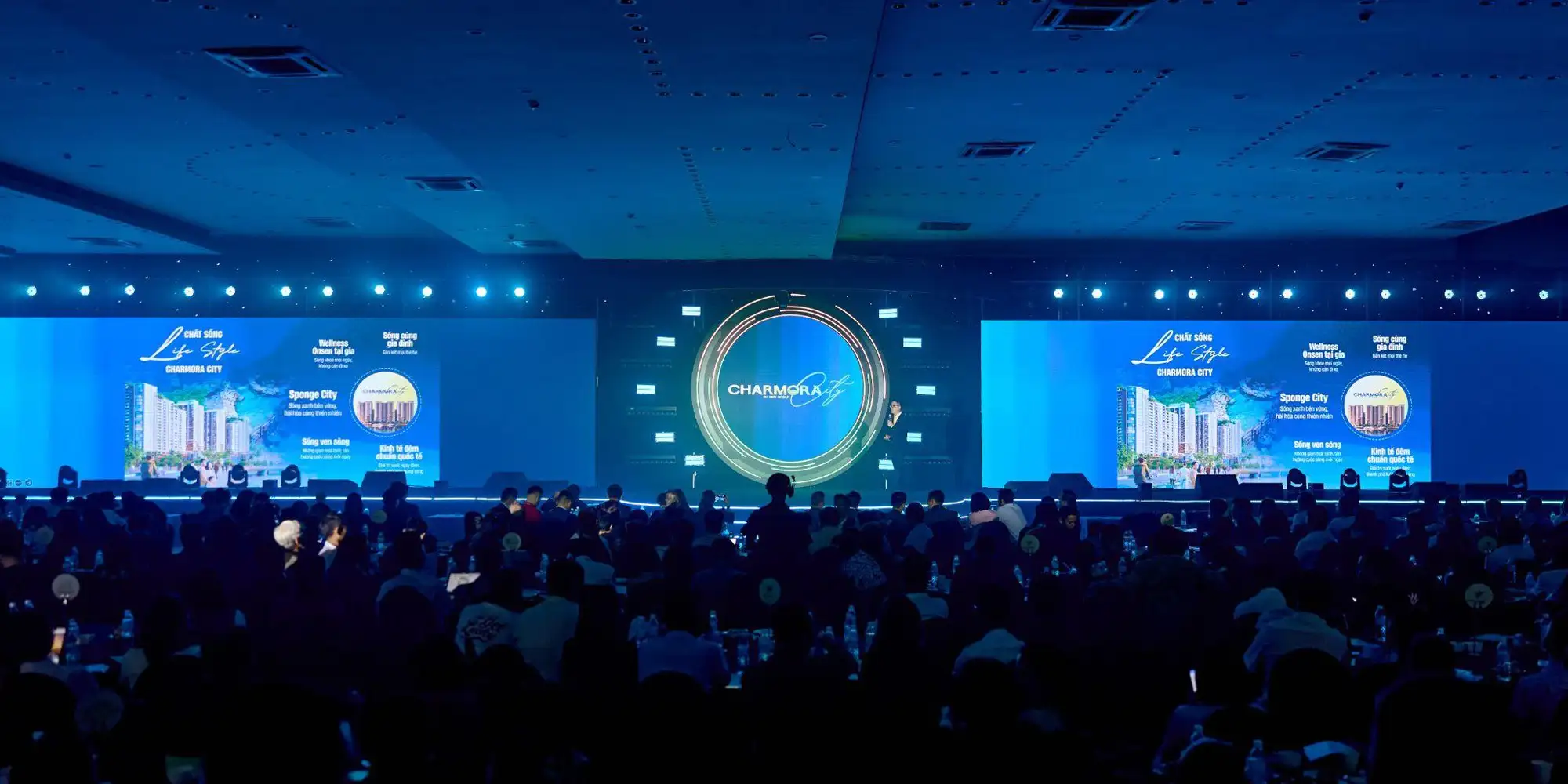 Khách mời tham dự lễ ra mắt khu đô thị Charmora City Nha Trang tại Diamond Bay.